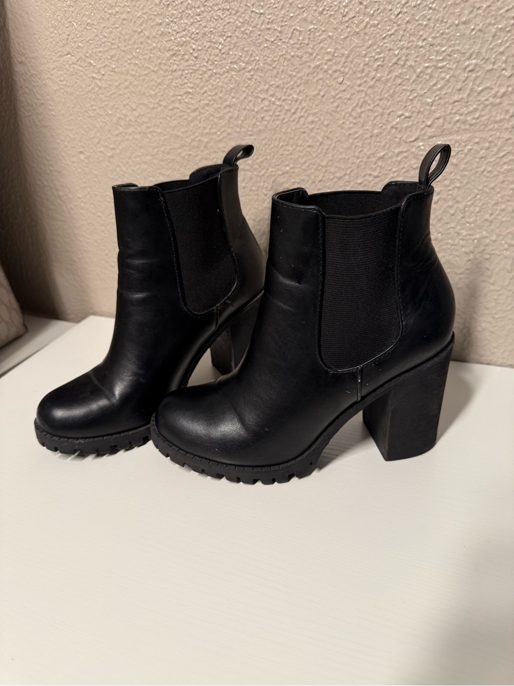Soda Black Chunky Heel Chelsea Booties